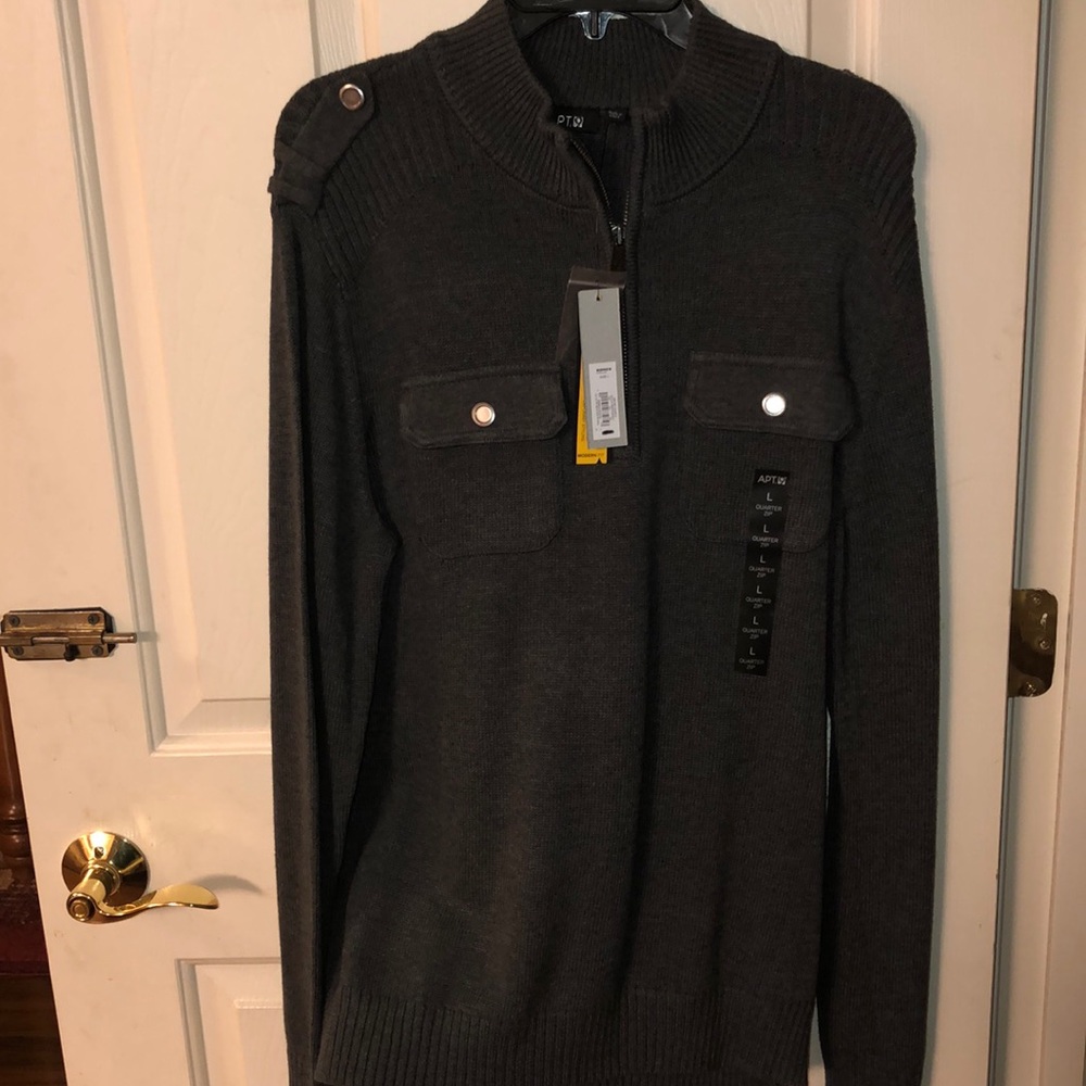 Brand New With Tags- Men’s APT 9 Sweater size L